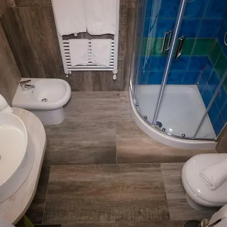 Aleandre Отель типа 