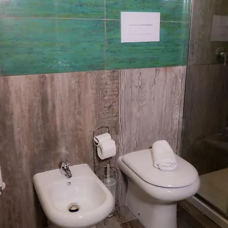 Aleandre Bed & Breakfast 3*