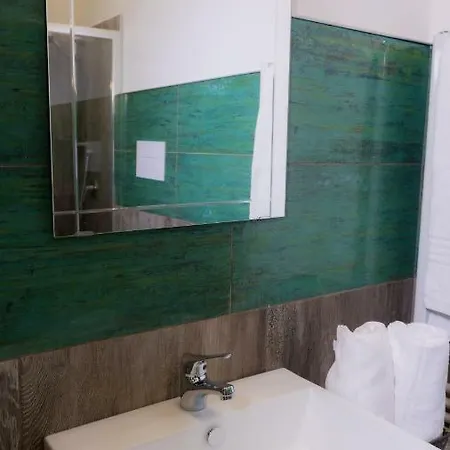 Aleandre Bed & Breakfast 3*